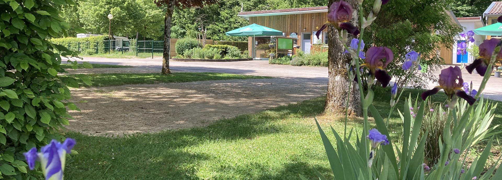 Contrexéville Campsite in Vosges, welcoming you in a green setting.